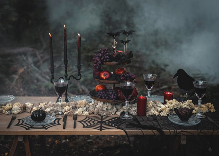 Świece Krwawiące Świeczki stożkowe CZARNE matowe na Halloween 3szt 25cm