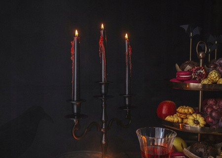 Świece Krwawiące Świeczki stożkowe CZARNE matowe na Halloween 3szt 25cm