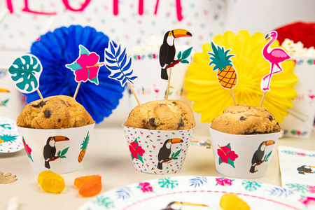 Pikery Kolorowe Aloha Party Hawajskie na muffinki babeczki urodziny 6szt