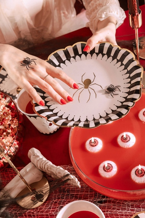 Talerzyki Złoty Pająk papierowe Dekoracje na urodziny Halloween 23cm 6szt