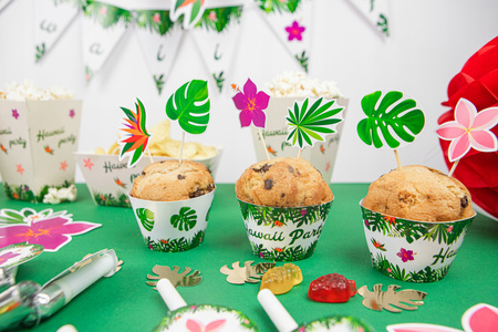 Pikery Kolorowe Hawaii Party Hawajskie na muffinki babeczki urodziny 6szt