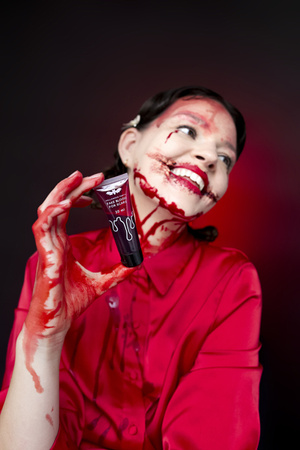 Sztuczna Czerwona krew w Tubce Dekoracja Make Up na Urodziny Halloween 30ml